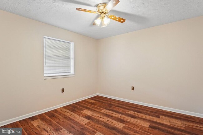 Building Photo - 2313 Westport Ln