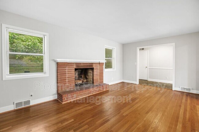 Building Photo - 1335 Pinebluff Rd