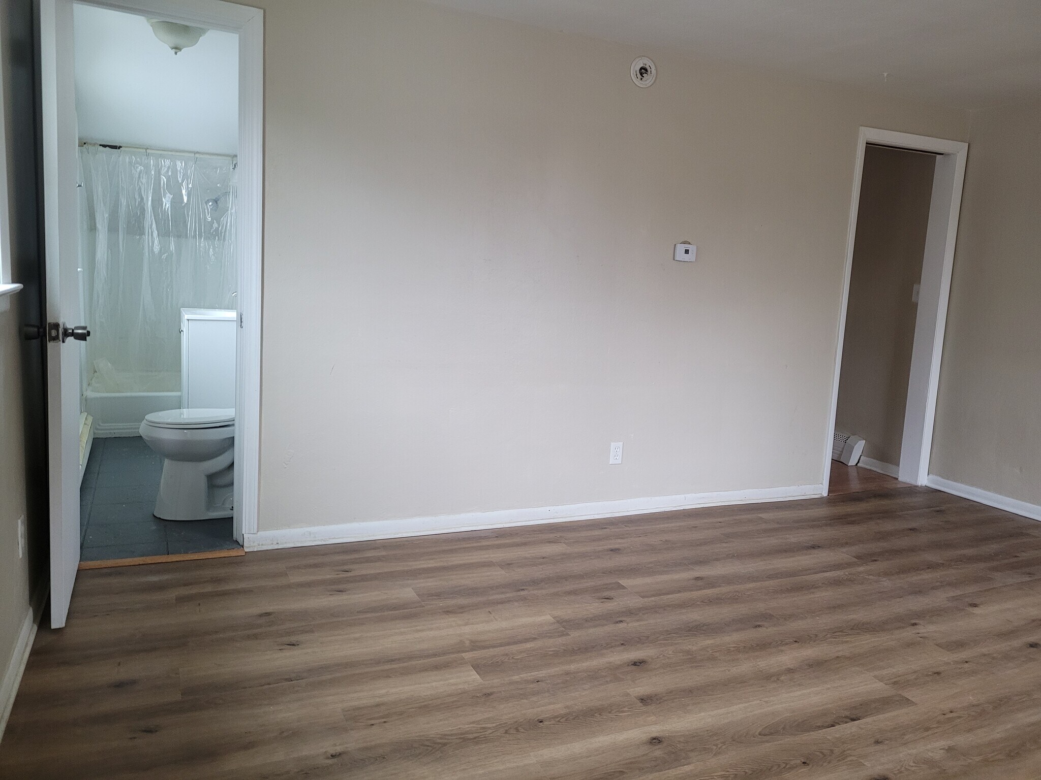 Building Photo - 315 Julian St