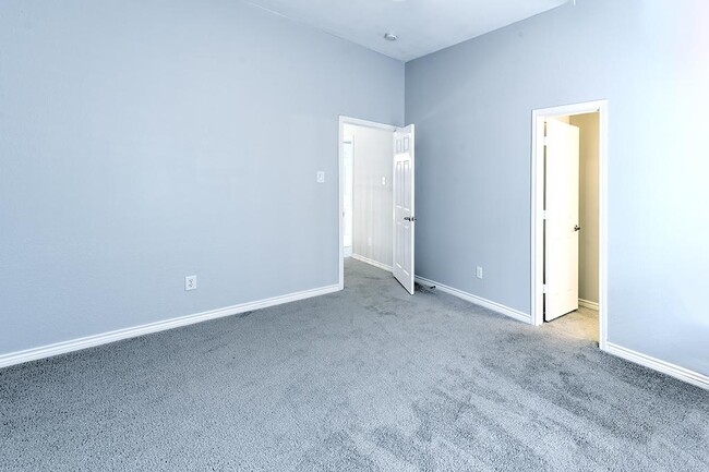Building Photo - 7723 Buccaneer Cir