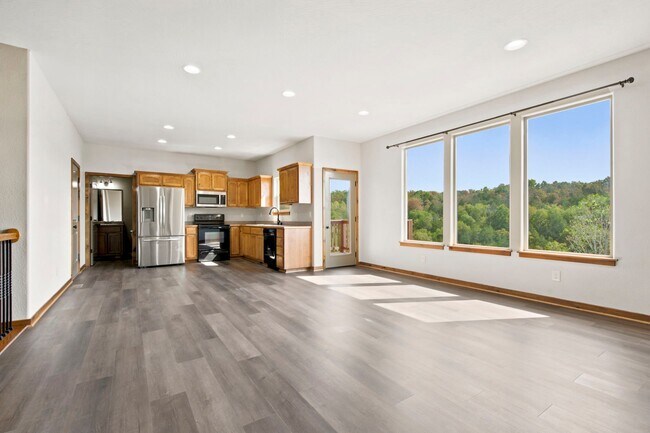 Building Photo - 107 Jury Ln