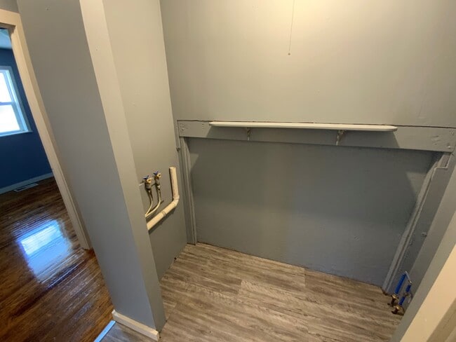 Building Photo - 205 North St