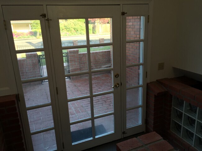 Building Photo - 8347 N 4th St