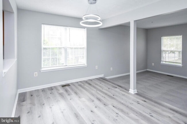 Building Photo - 9815 Berrywood Ct