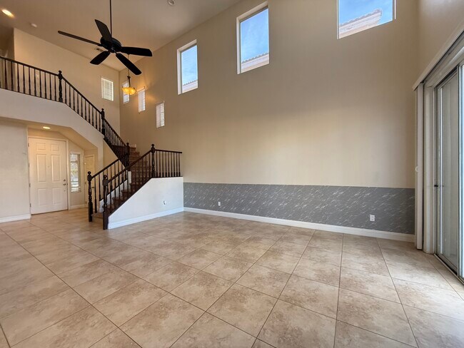 Building Photo - 10016 San Gervasio Ave