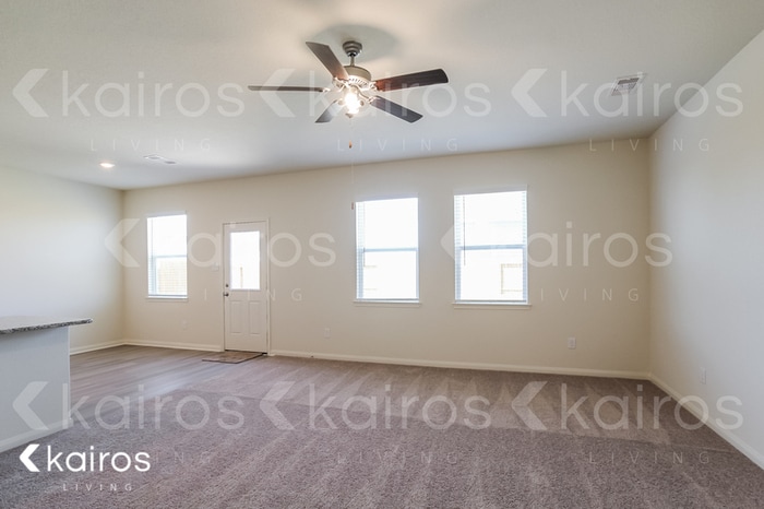 Building Photo - 8415 Hannah Rd