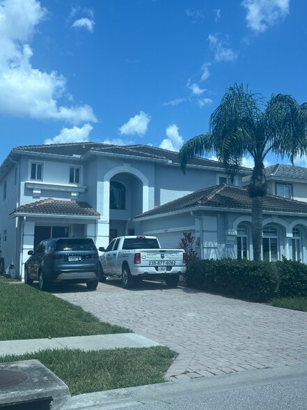 Building Photo - 10417 Canal Brook Ln