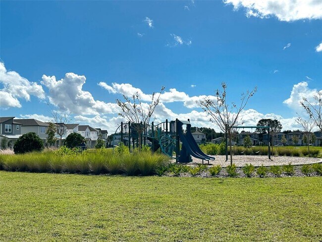 Building Photo - 484 Sun Warbler Wy