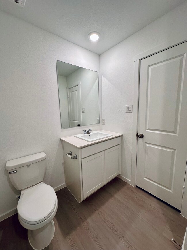 Building Photo - 2020 Welsh Ln