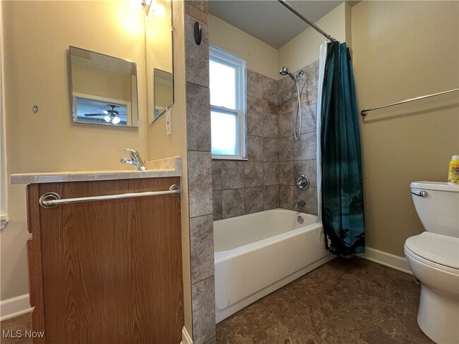 Building Photo - 1726 Starkweather Ave