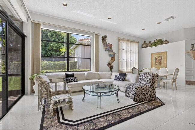 Building Photo - 4548 Barclay Fair Way