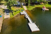 Building Photo - 435 State Rd S-32-1194