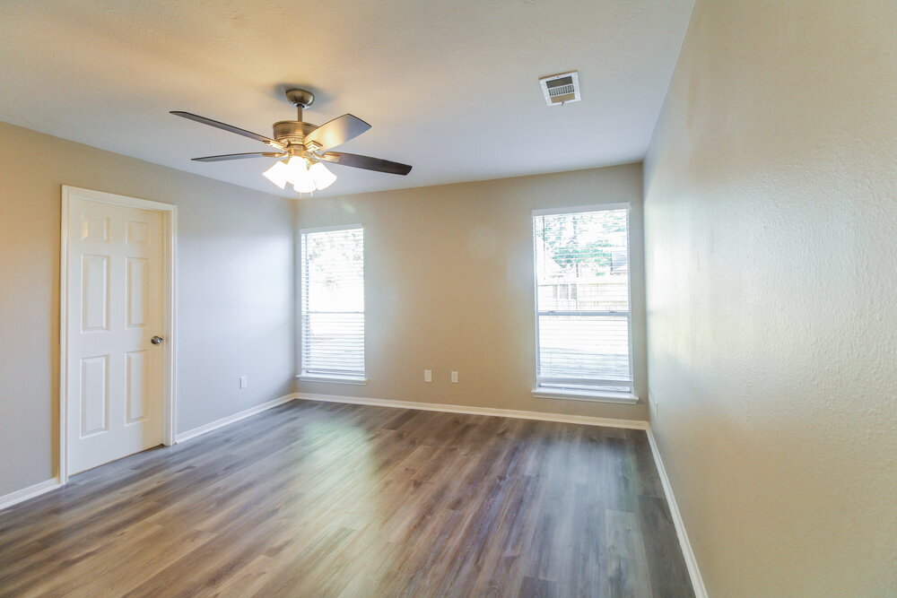 Building Photo - 2711 Knollbrook Ln