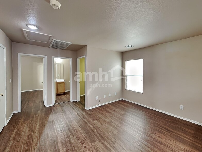 Building Photo - 8834 Promised Land Ave