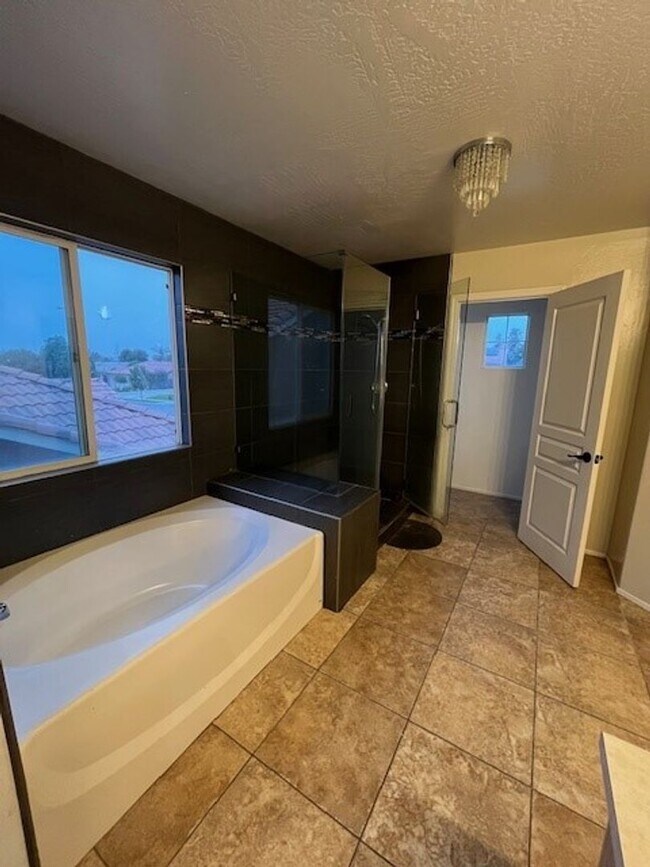 Building Photo - 11515 Presidential Rd