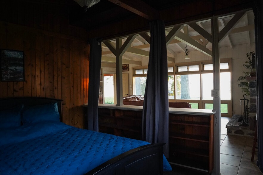 Building Photo - N3203 Ecker Lakeland Dr