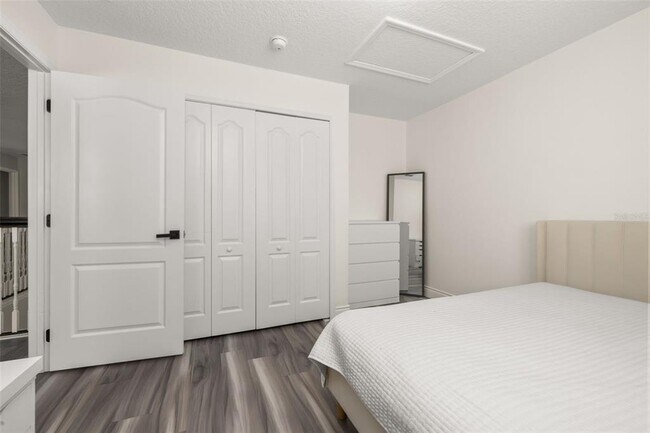 Building Photo - 13247 Hatherton Cir