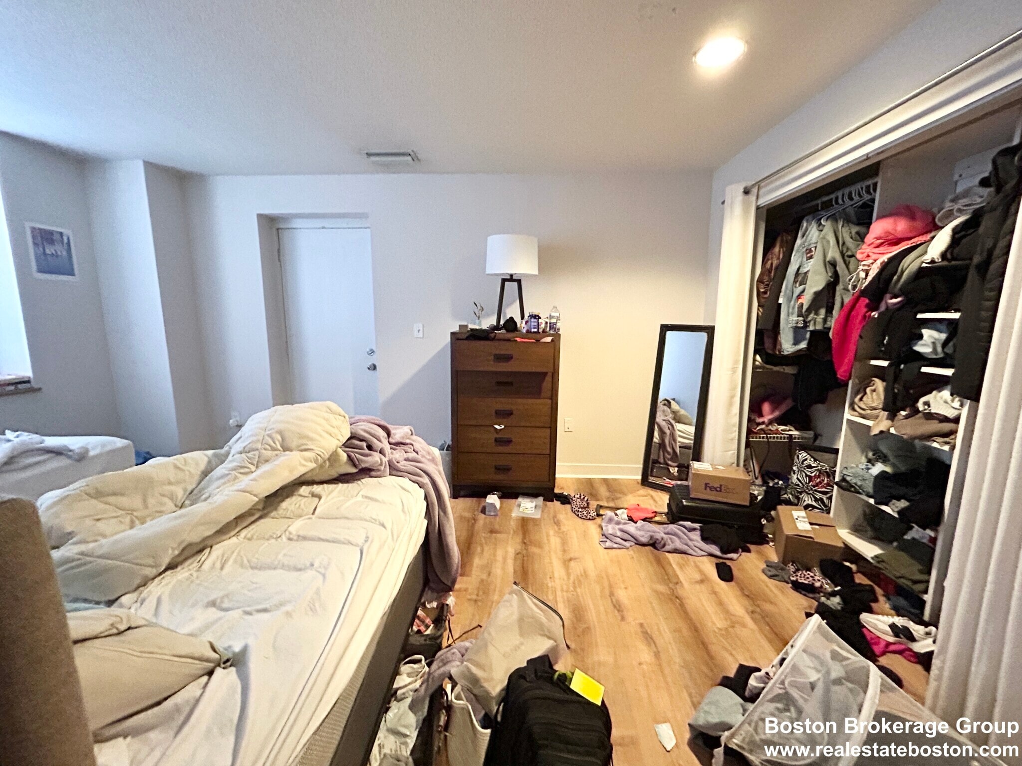 Building Photo - 73 Gainsborough St