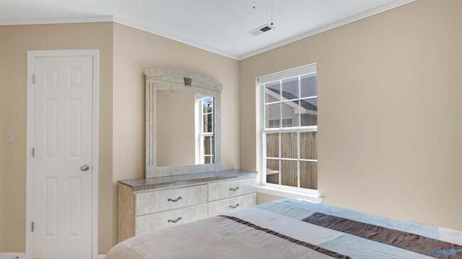 Building Photo - 207 Sandy Wood Ct