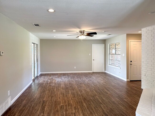 Building Photo - 52083 Finley Rd