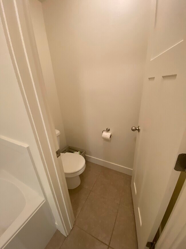 Building Photo - 238 E 370 N