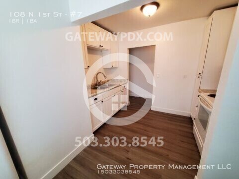 Building Photo - 108 N 1st St