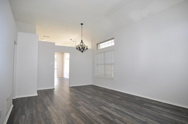 Building Photo - 10112 Burgundy Dr