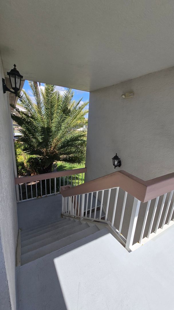 Building Photo - Nice 2/2 in the Gated East Lake Woodlands community