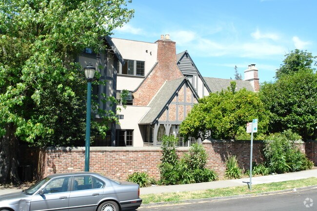 Building Photo - Berkeley Rooming House