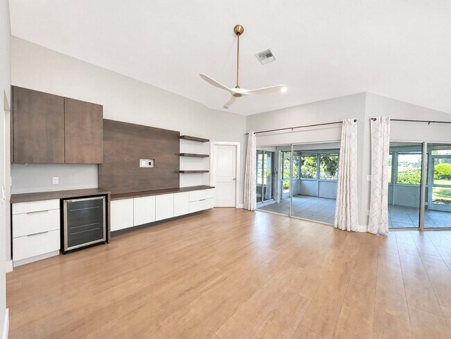 Building Photo - Beautifully renovated 3/2 home now available in the desirable Villages at Country Creek!