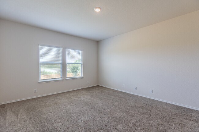 Building Photo - 13021 Kalinoski