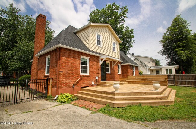 Building Photo - 203 Don Allen Rd