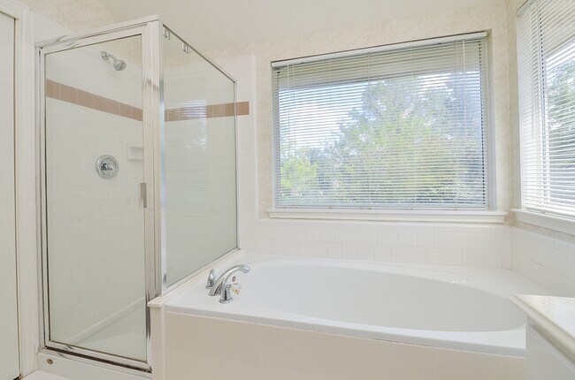 Building Photo - 3606 Brinton Trails Ln