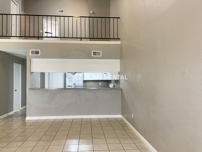 Building Photo - Welcome To Your Well-Maintained 1 Bedroom,...