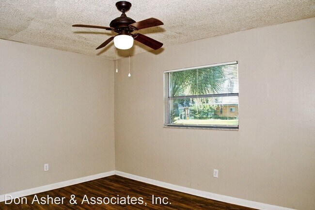 Building Photo - 2 br, 1 bath House - 760 E. Magnolia Avenue
