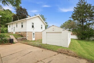 Building Photo - 1302 38th Avenue Dr