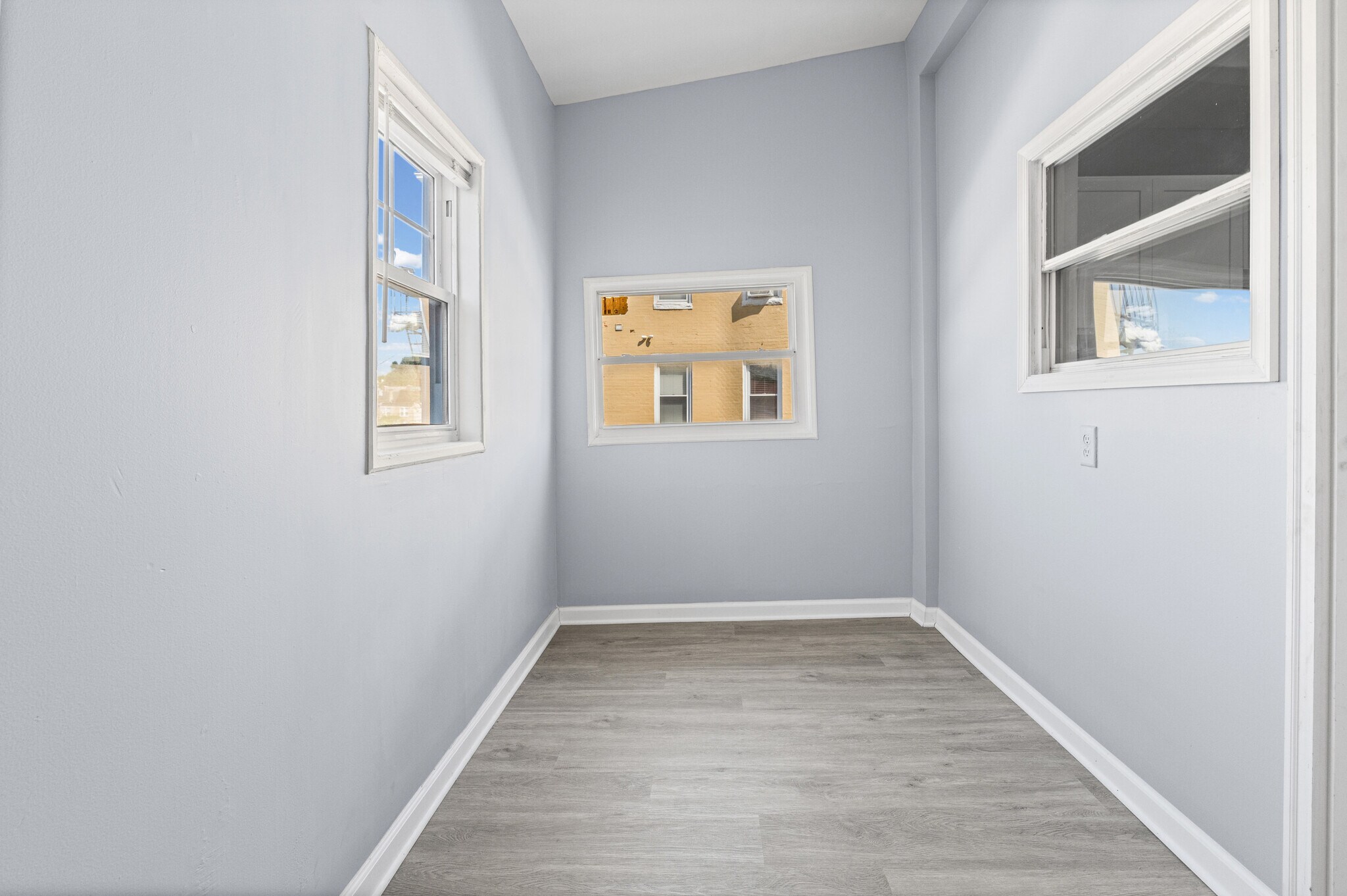 Building Photo - 3024 Auchentoroly Ter