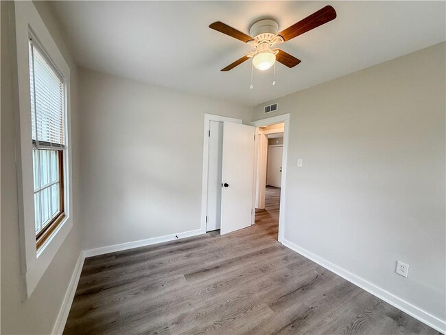 Building Photo - 966 Texas St