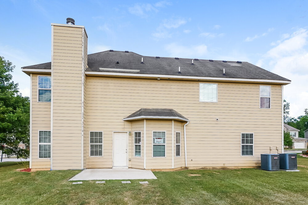 Building Photo - 215 Madison Grace Ave