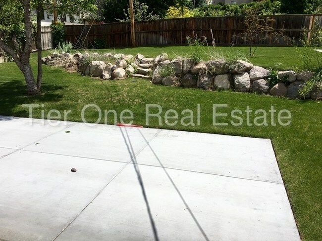 Building Photo - 7405 S 2200 E