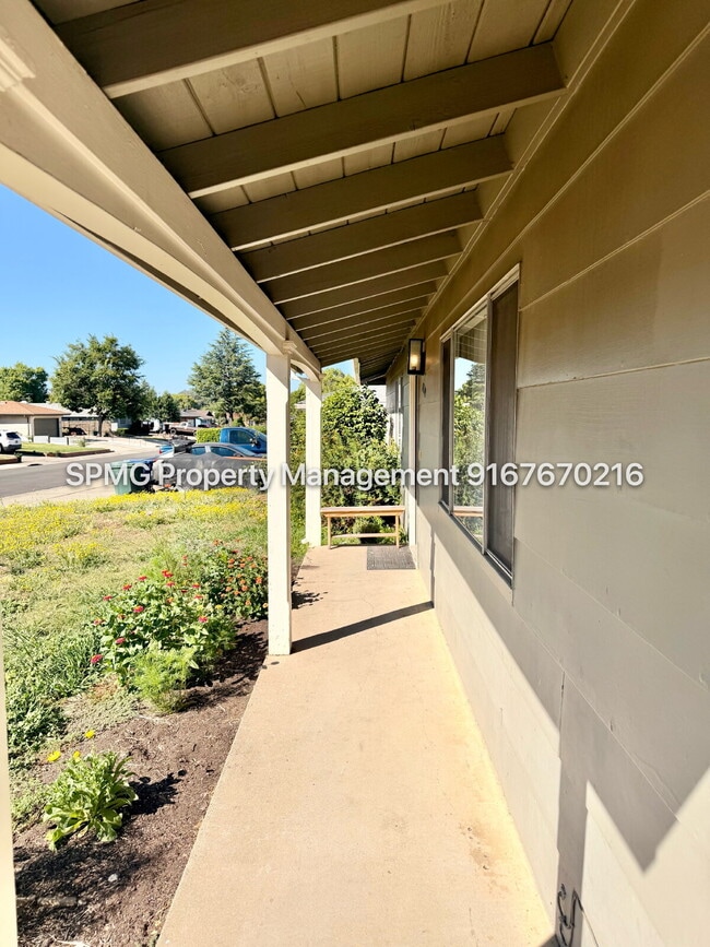 Building Photo - 3 Bedroom Sacramento Rental with Large Yard