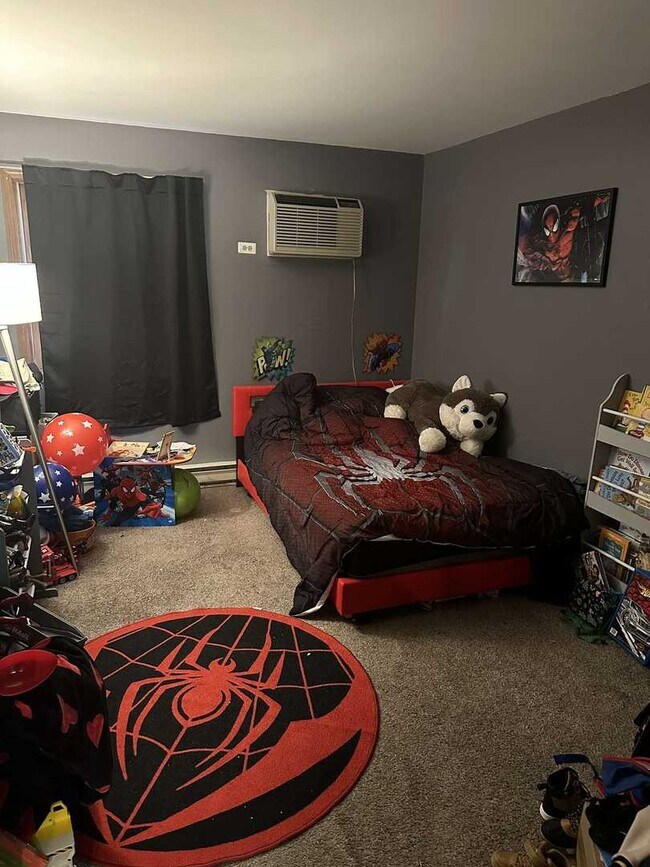 Building Photo - 4402 W Shamrock Ln