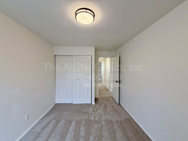 Building Photo - 5817 NW 174th Ave