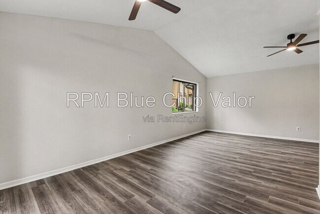 Building Photo - 1465 Eaton Ave