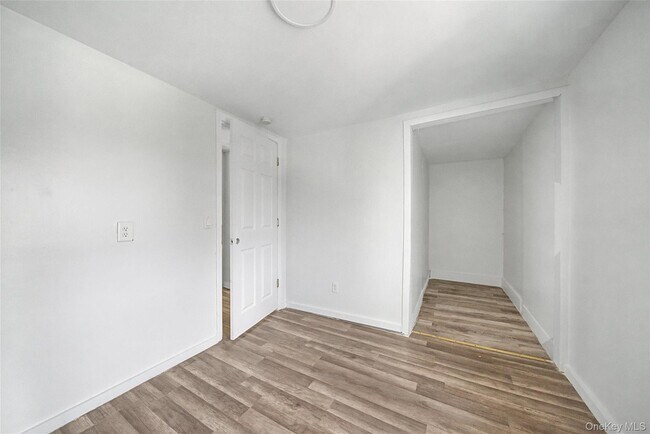 Building Photo - 241 N Main St