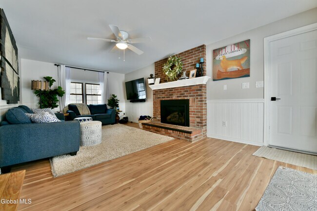 Building Photo - 9 Bell Flower Rd