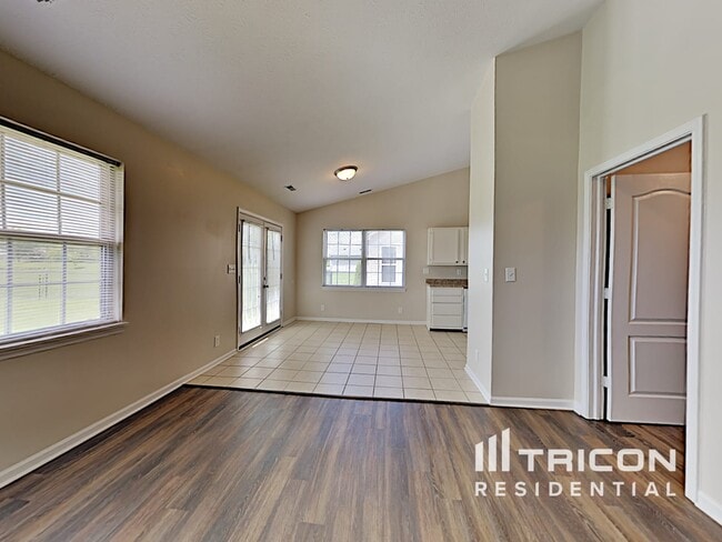 Building Photo - 11733 Shannon Pointe Rd