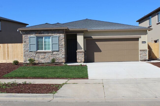 Primary Photo - 4271 Freemark Ave