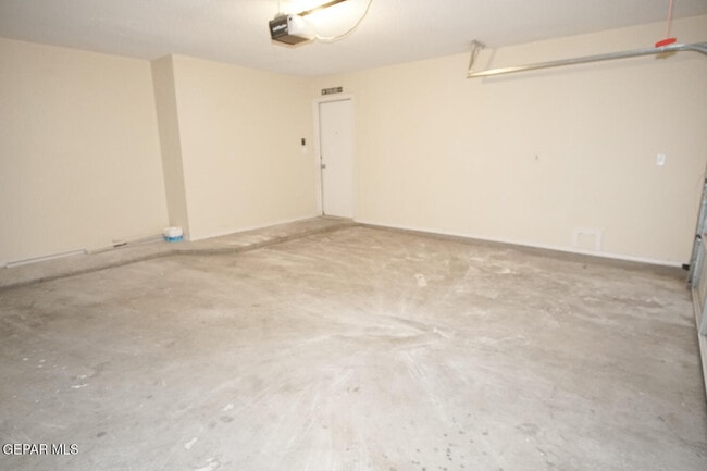 Building Photo - 5449 Colin Powell Ave