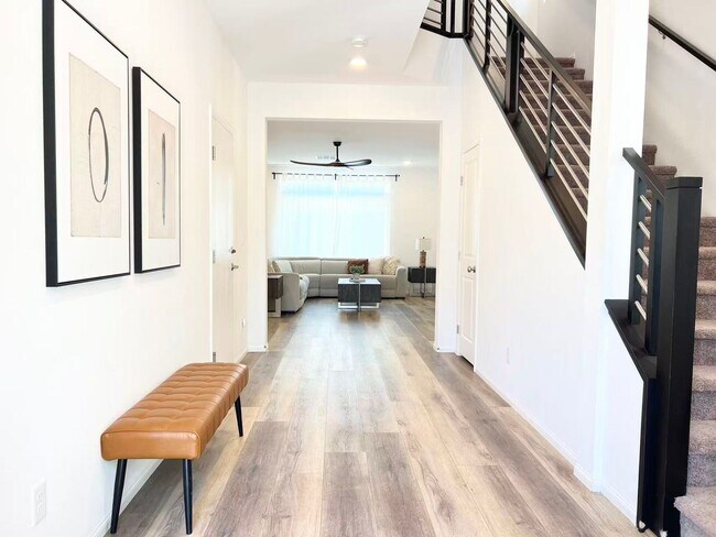 Building Photo - Beautiful 3-story home with 4 bedrooms and 3.5 bathrooms